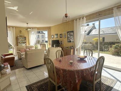 Maison - 190 m² - 5 pièces