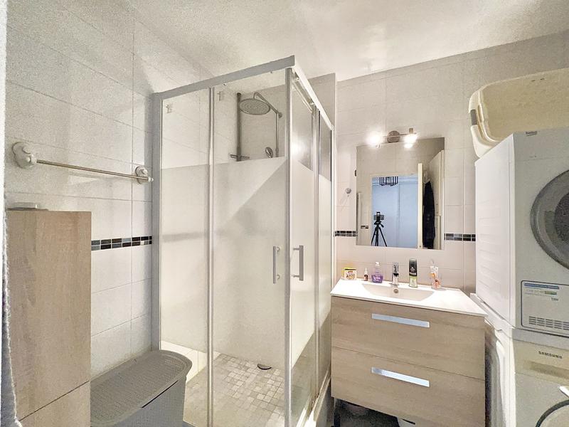 Appartement - 92 m² - 5 pièces