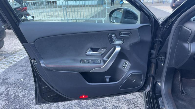 Mercedes Classe a 1.3 250 218 8g-Dct Amg Line