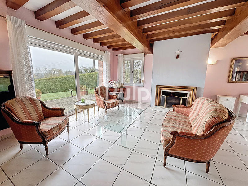 Maison - 146 m² - 9 pièces