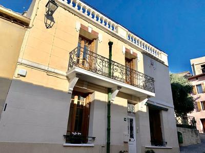 Maison bourgeoise - 180 m² - 5 pièces