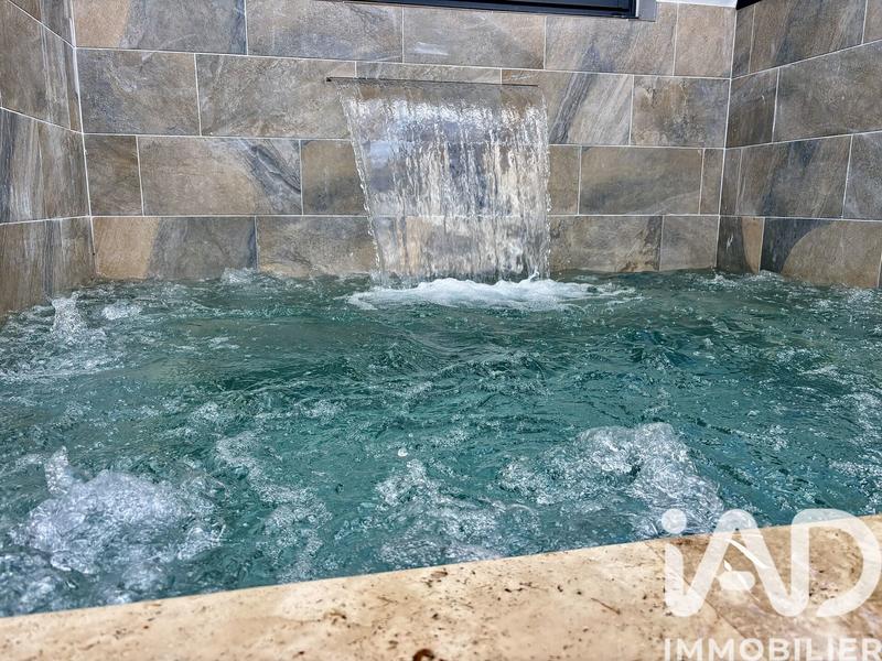 Maison de maîtres - 140 m² - 5 pièces