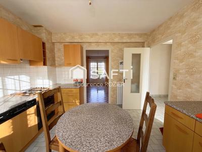 Maison - 102 m² - 6 pièces