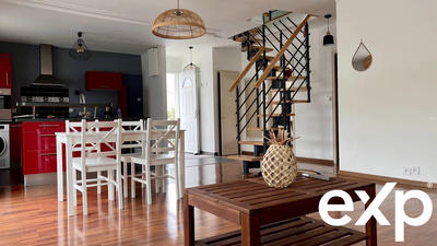 Maison - 137 m² - 6 pièces