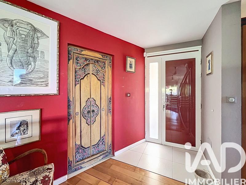 Maison - 252 m² - 6 pièces