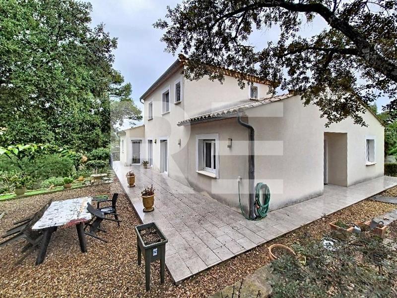 Maison - 160 m² - 7 pièces