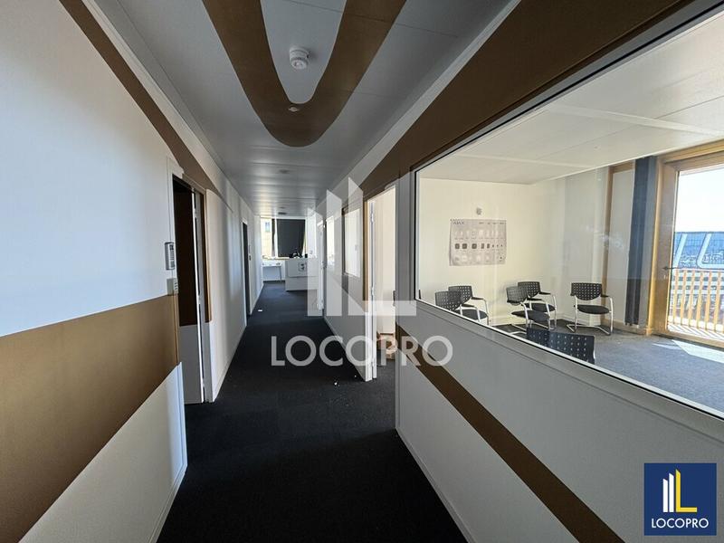 Bureau - 156 m²