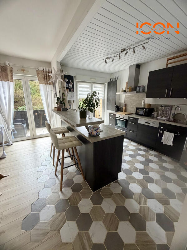 Duplex - 98 m² - 5 pièces