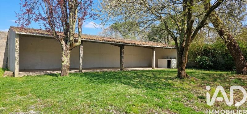 Maison - 241 m² - 7 pièces