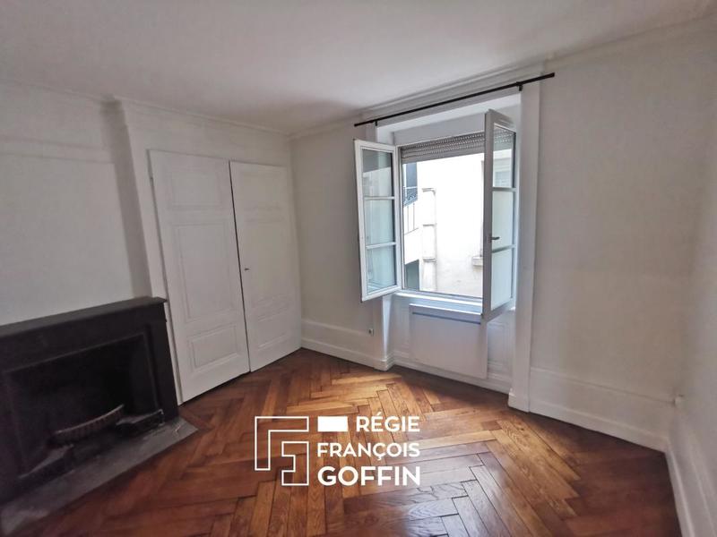 Appartement - 83 m² - 4 pièces