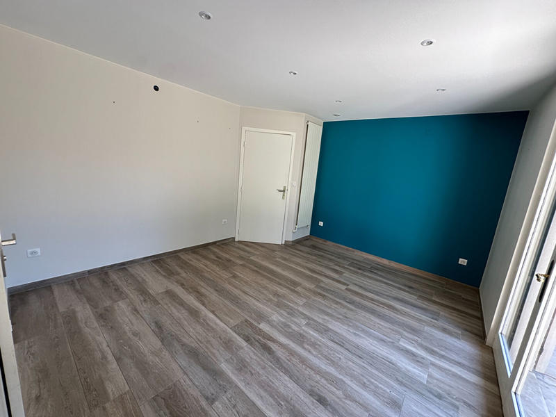 Maison - 307 m² - 9 pièces