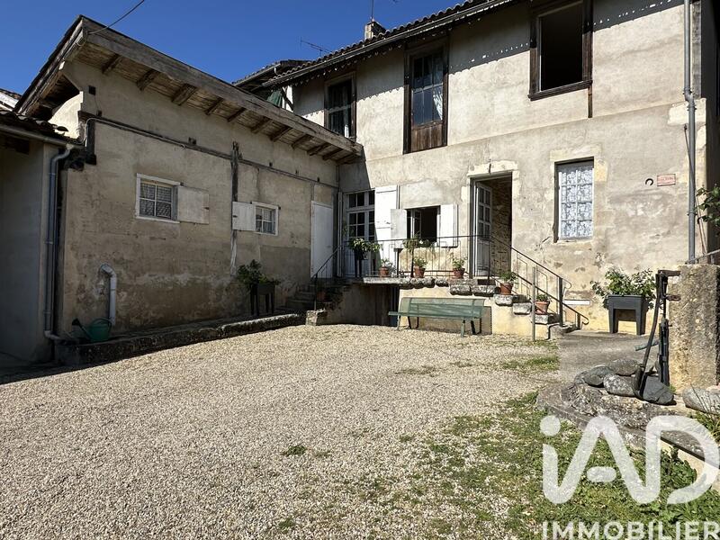 Maison de ville - 220 m² - 8 pièces