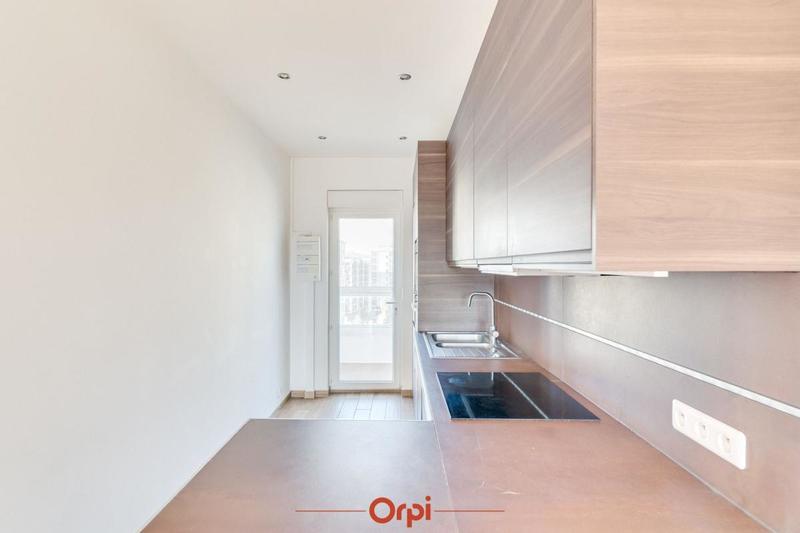 Appartement - 77 m² - 4 pièces