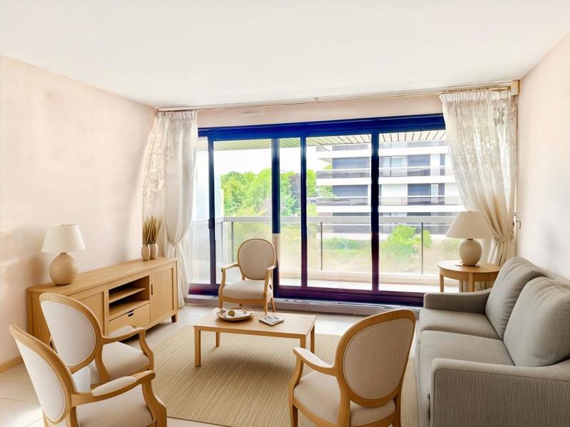 Appartement - 98 m² - 4 pièces