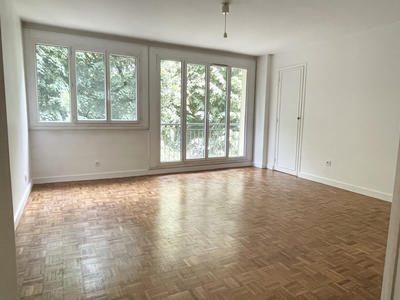 Appartement - 86 m² - 4 pièces