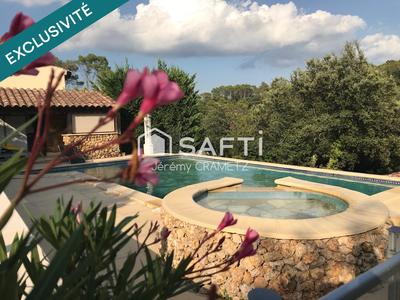 Maison - 163 m² - 7 pièces