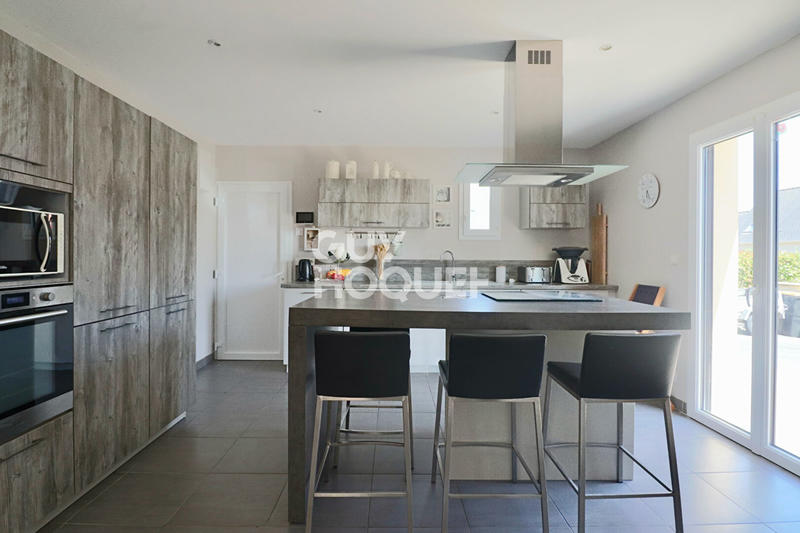 Maison - 145 m² - 5 pièces