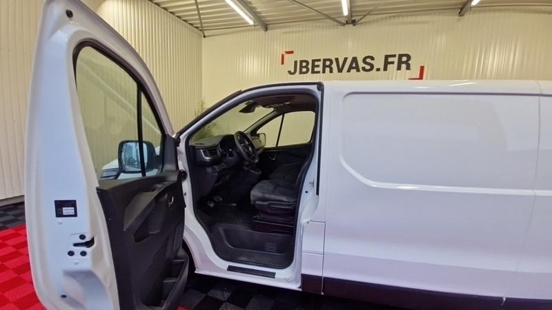 Renault Trafic l2h1 3000 kg blue dci 130 grand confort