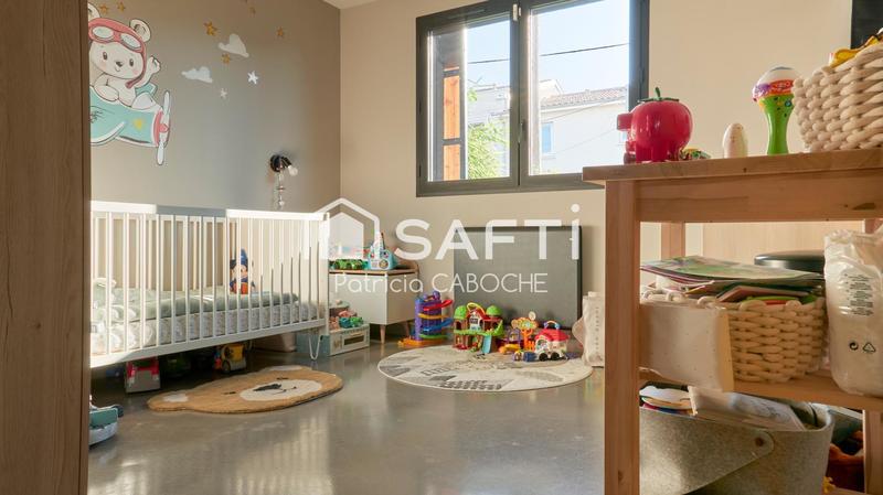 Maison - 160 m² - 5 pièces