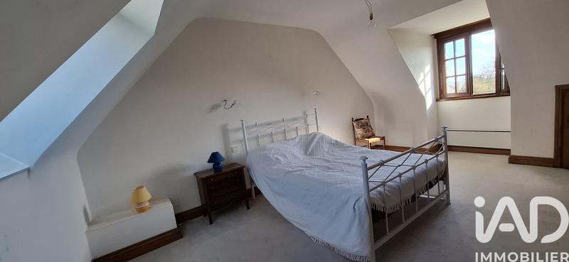 Maison - 180 m² - 7 pièces