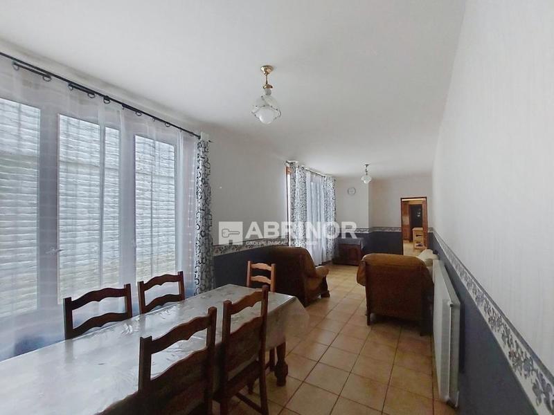 Maison - 164 m² - 7 pièces