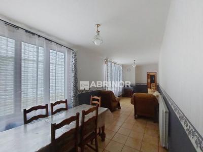 Maison - 164 m² - 7 pièces