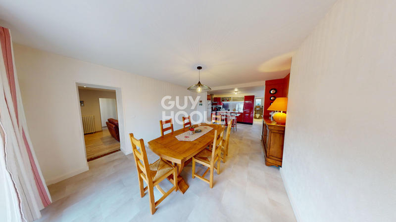 Maison - 107 m² - 5 pièces