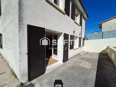 Maison - 140 m² - 6 pièces