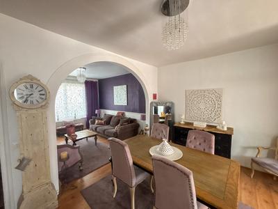 Maison - 98 m² - 4 pièces