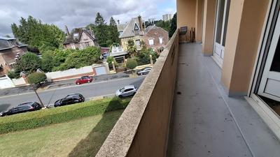 Appartement - 75 m² - 5 pièces