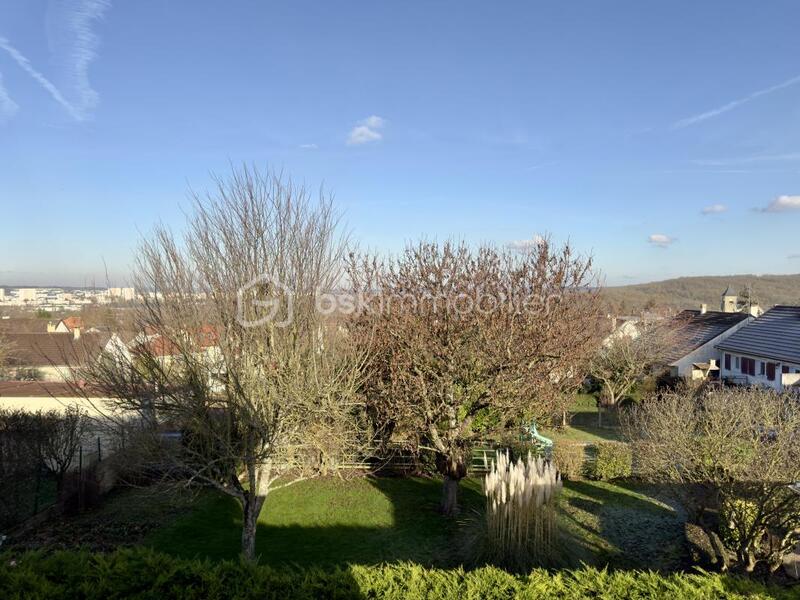 Maison - 109 m² - 6 pièces