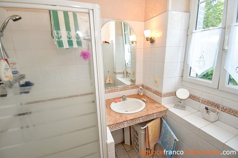 Maison en pierre - 97 m² - 6 pièces