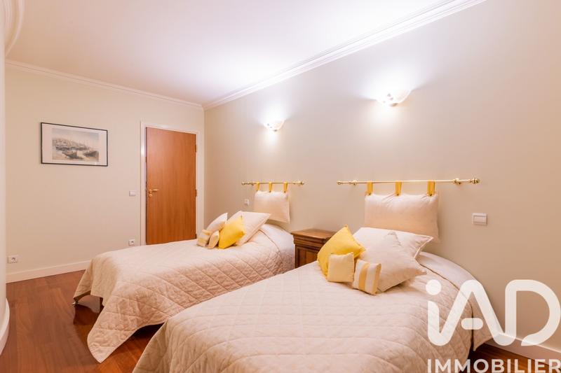 Maison de maîtres - 482 m² - 10 pièces