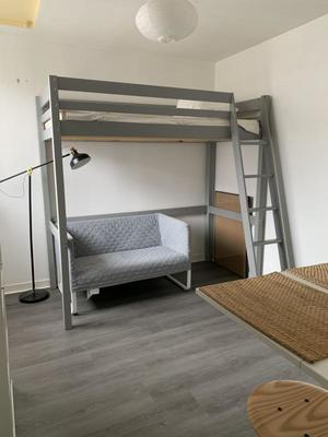 Studio - 12 m² - 1 pièce