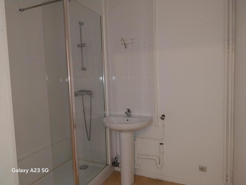 Appartement ancien - 65 m² - 3 pièces