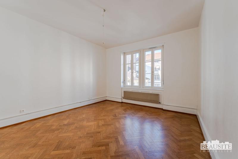 Appartement - 96 m² - 4 pièces