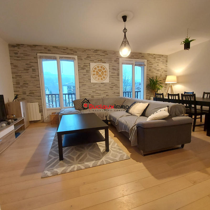 Appartement - 72 m² - 3 pièces