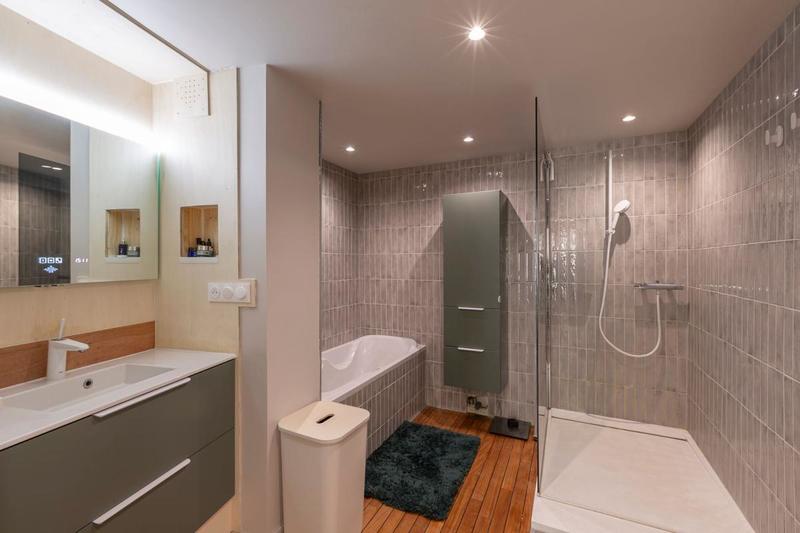 Appartement - 132 m² - 5 pièces