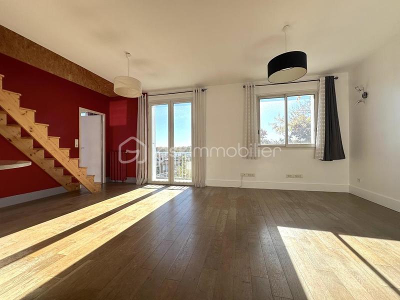 Duplex - 94 m² - 5 pièces