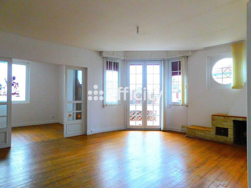 Villa - 188 m² - 8 pièces