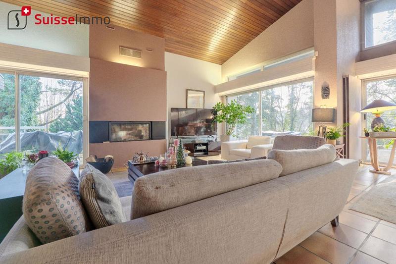 Villa - 230 m² - 9 pièces