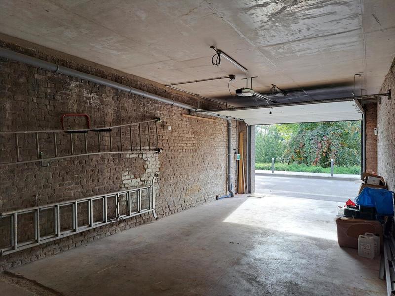 Maison - 230 m² - 7 pièces