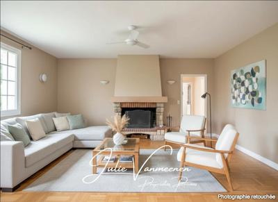 Maison - 248 m² - 7 pièces