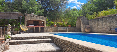 Maison - 180 m² - 6 pièces