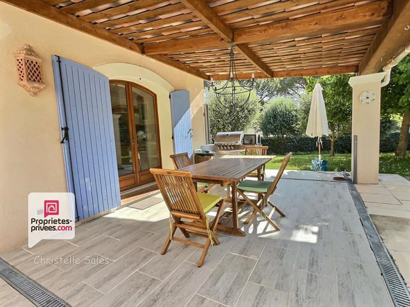 Maison - 190 m² - 8 pièces