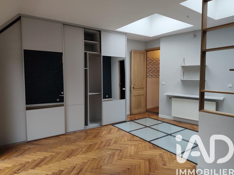 Maison - 159 m² - 8 pièces