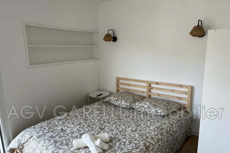 Appartement - 100 m² - 5 pièces