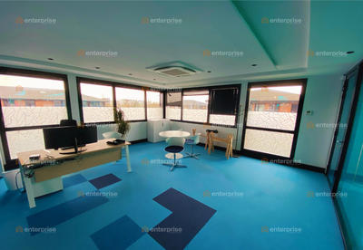 Bureau - 550 m²