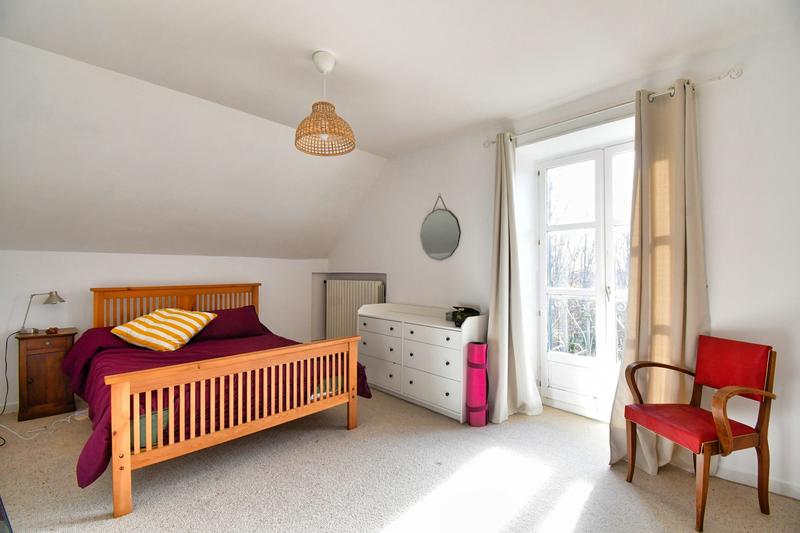 Maison ancienne - 209 m² - 8 pièces