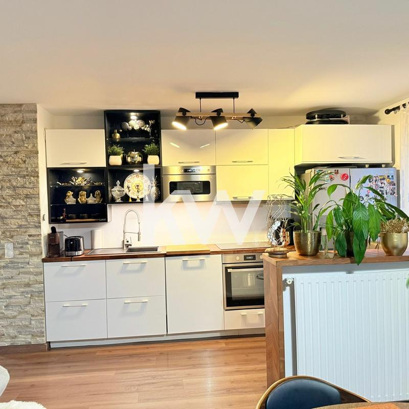 Appartement - 80 m² - 5 pièces